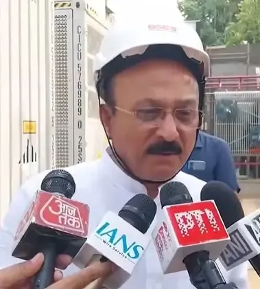 Dedicated to Dependable and Secure Energy: Delhi Minister Ashish Sood Reviews BESS Facility in Kilokri