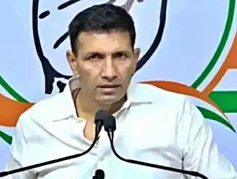 Congress Accuses MP CM of Unjust Fund Distribution, BJP Refutes