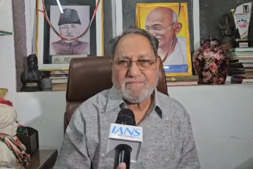 Congress Leader Advises Against Viewing 'Emergency'; Makes Sexist Comment Towards Kangana