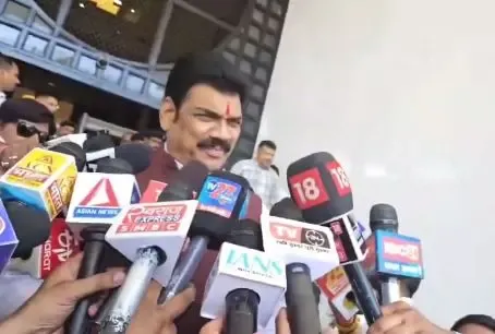 If Umang Singhar Continues as LoP, Congress Will Struggle in Polls: MP Minister