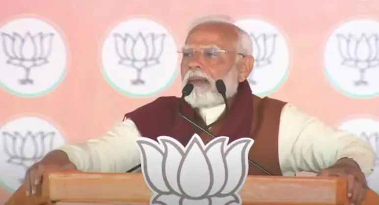 'Congress Disregards the Poor': PM Modi Critiques Sonia and Rahul Following President’s Address