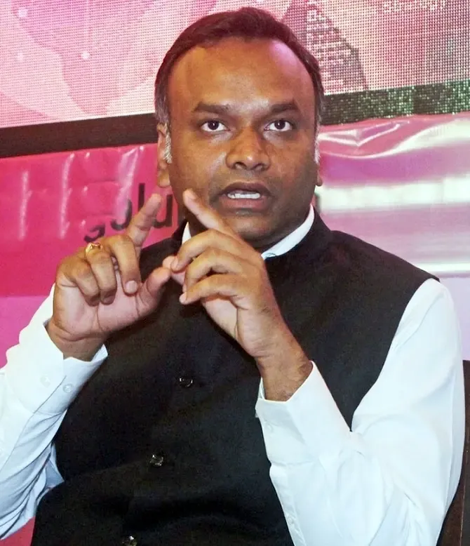 Karnataka Minister Priyank Kharge Refutes BJP's Accusations in Contractor Suicide Case