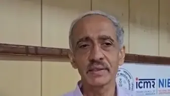 क्या कोविड-19 टीकाकरण का अचानक मृत्यु से कोई संबंध है?