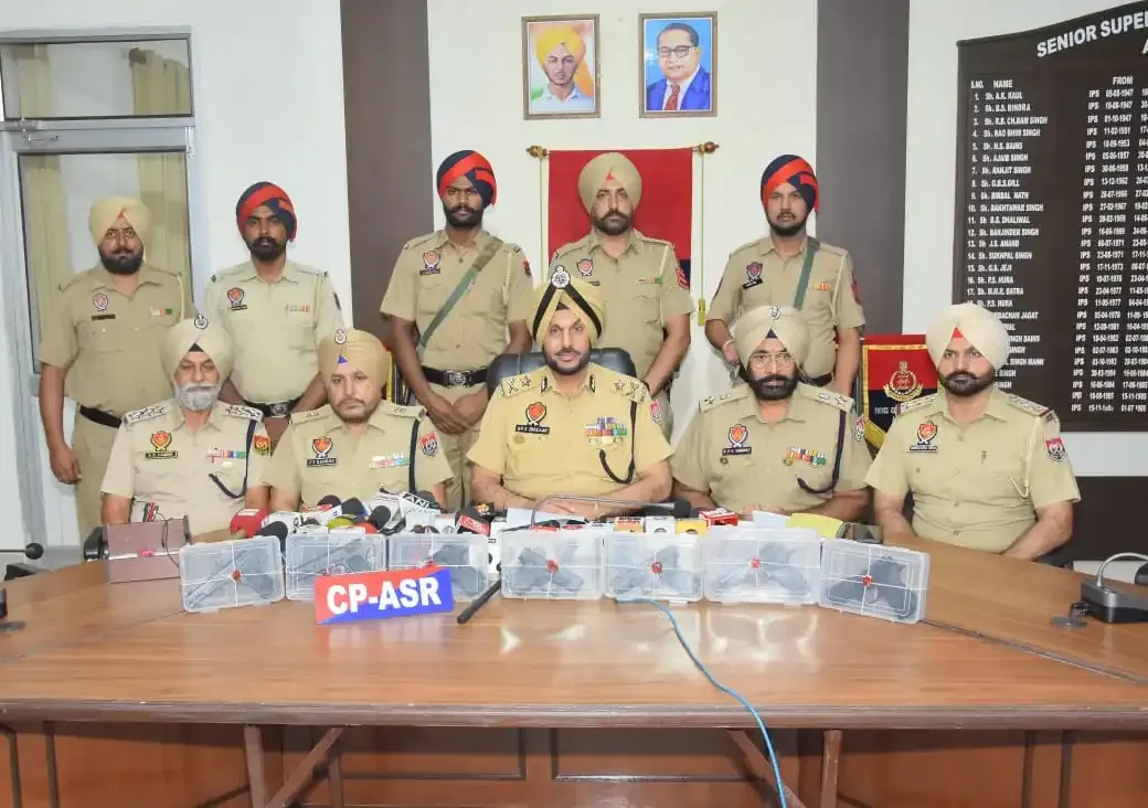 Have 7 Sophisticated Pistols Been Seized in Amritsar's Cross-Border Smuggling Operation?