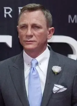 Daniel Craig Shares Insights on Filming Gay Love Scenes in 'Queer'