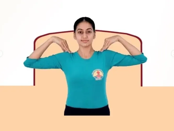 क्या दर्द और अकड़न से राहत पाने में मददगार हैं शोल्डर मूवमेंट के ये ‘चार चरण’?