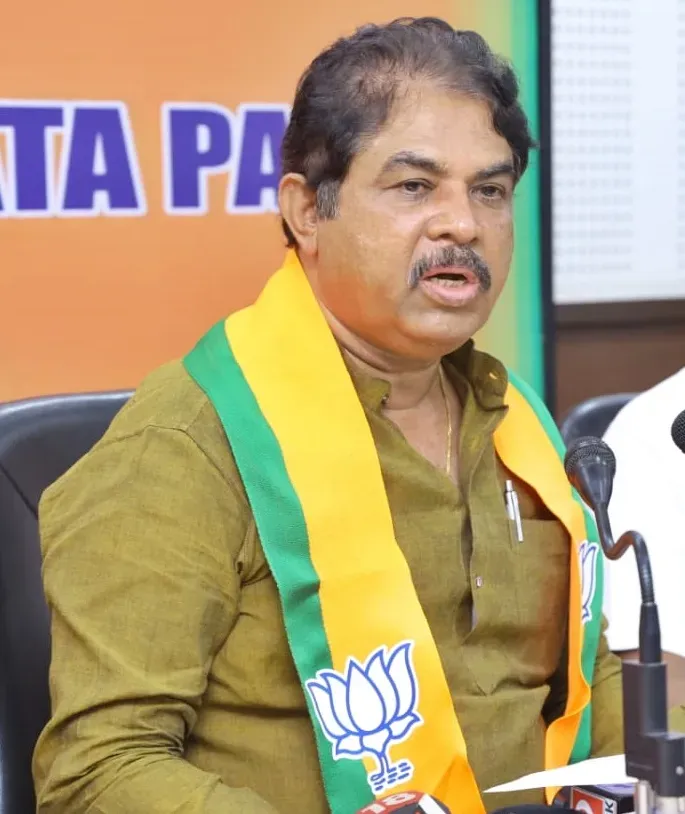 Demand for Resignation of Ministers After Maternal Deaths in Karnataka Hospitals