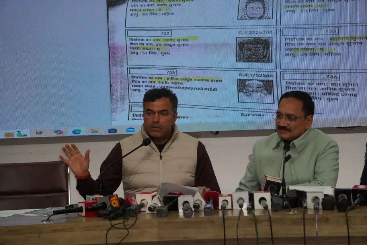 Delhi BJP Accuses Kejriwal of Attempting to Inflate Voter Rolls in Border Regions