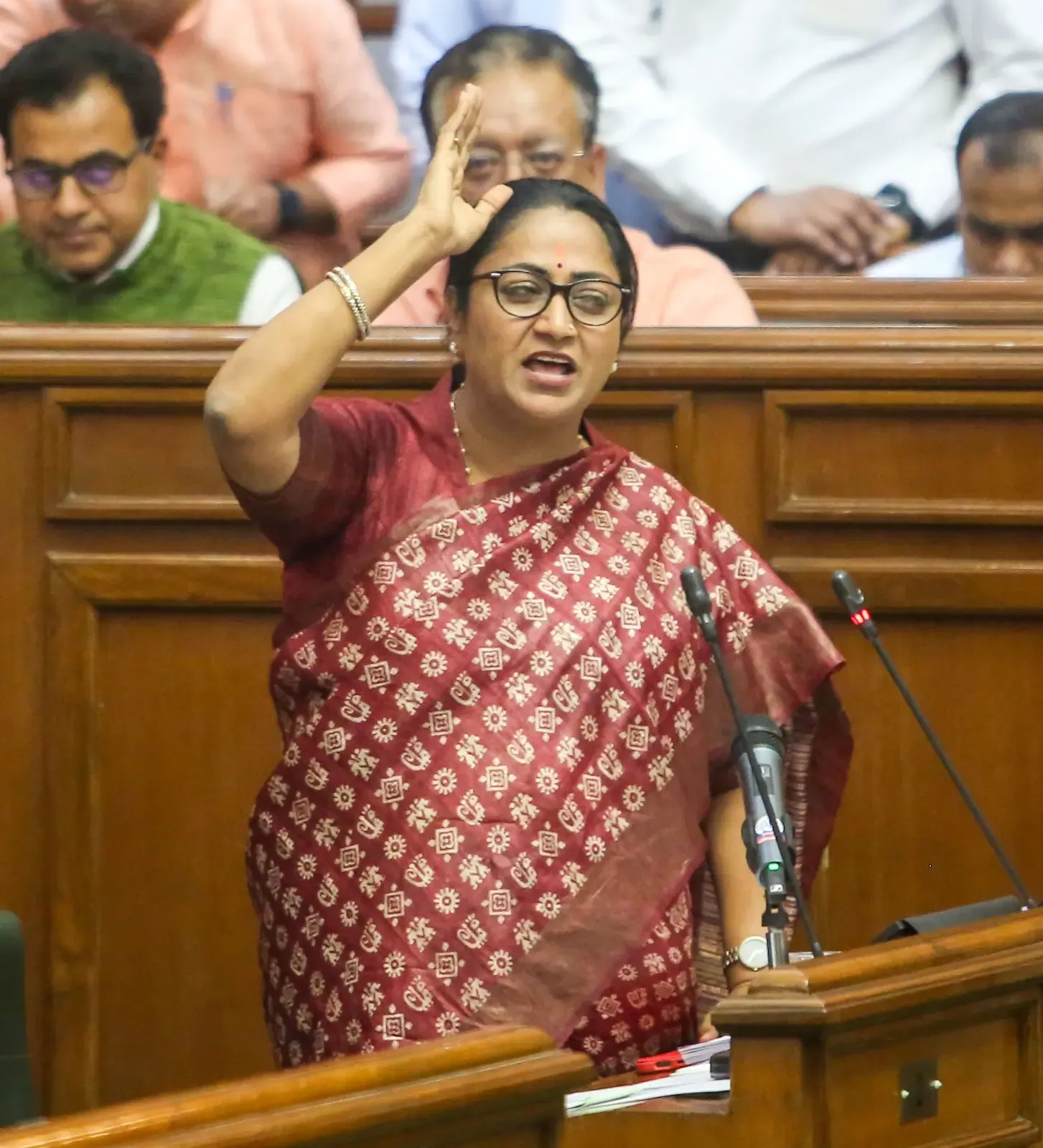 Delhi Budget: Rs 5,100 Crore Allocated to Mahila Samridhi Yojana, Women to Receive Rs 2,500 Monthly Assistance