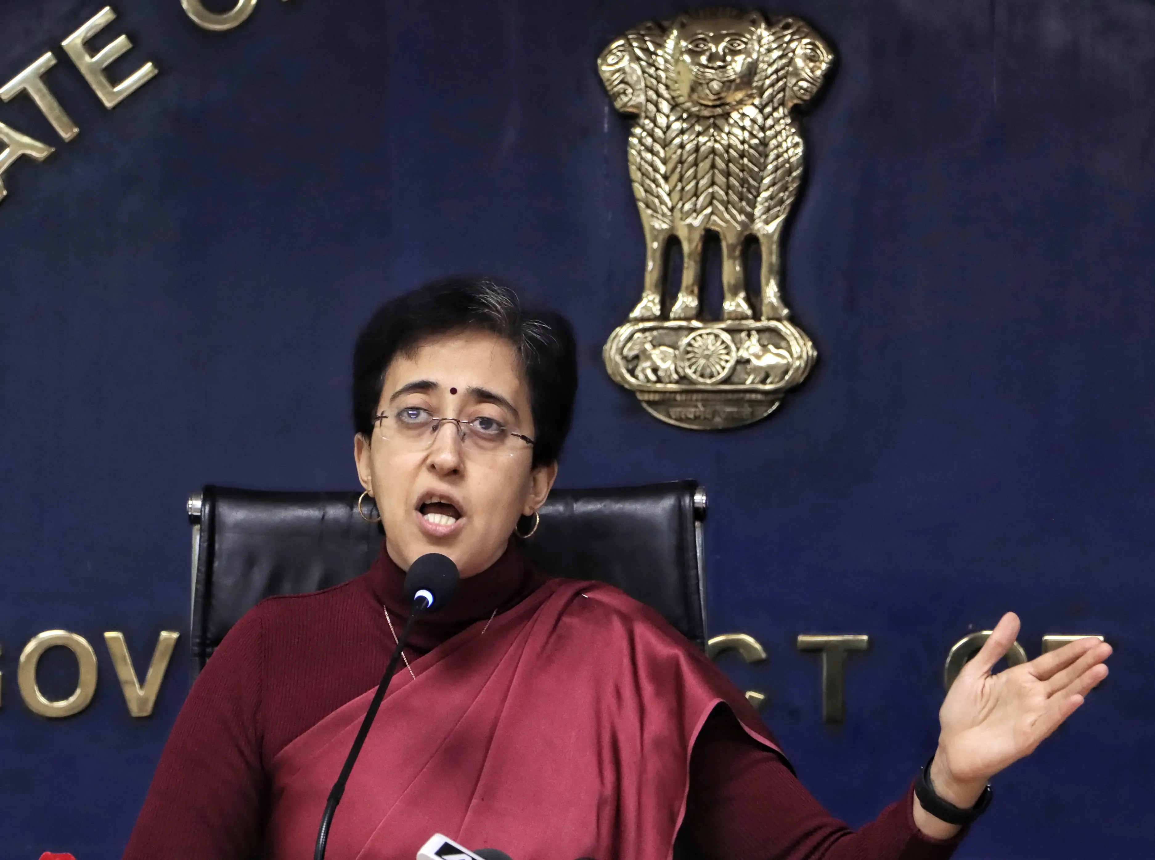 Delhi Chief Minister Atishi Contacts Home Minister Amit Shah Regarding Rohingya Issue; BJP Labels It a Deception