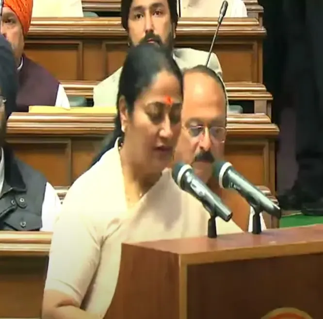 Delhi Chief Minister Rekha Gupta and Ministers Sworn In as Legislative Assembly Members