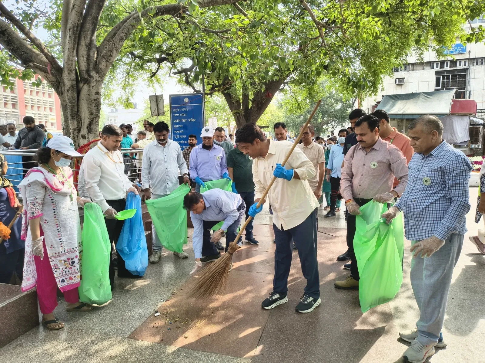 Will Delhi CM Rekha Gupta Lead a Cleanliness Drive at Hanuman Mandir Complex Tomorrow?