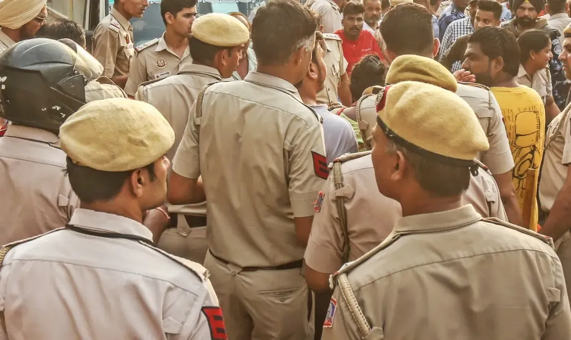 क्या दिल्ली की द्वारका पुलिस ने अवैध रूप से रह रहे 29 विदेशी नागरिकों को डिपोर्ट किया?