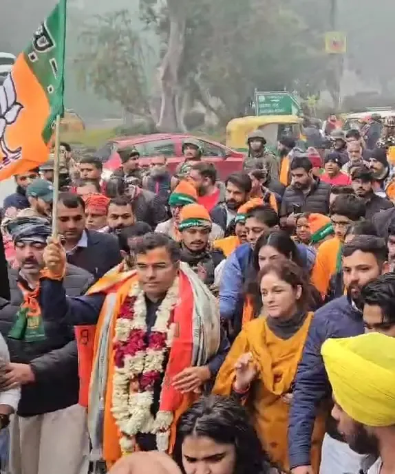Delhi Elections: Parvesh Verma Holds Roadshow After Temple Visit
