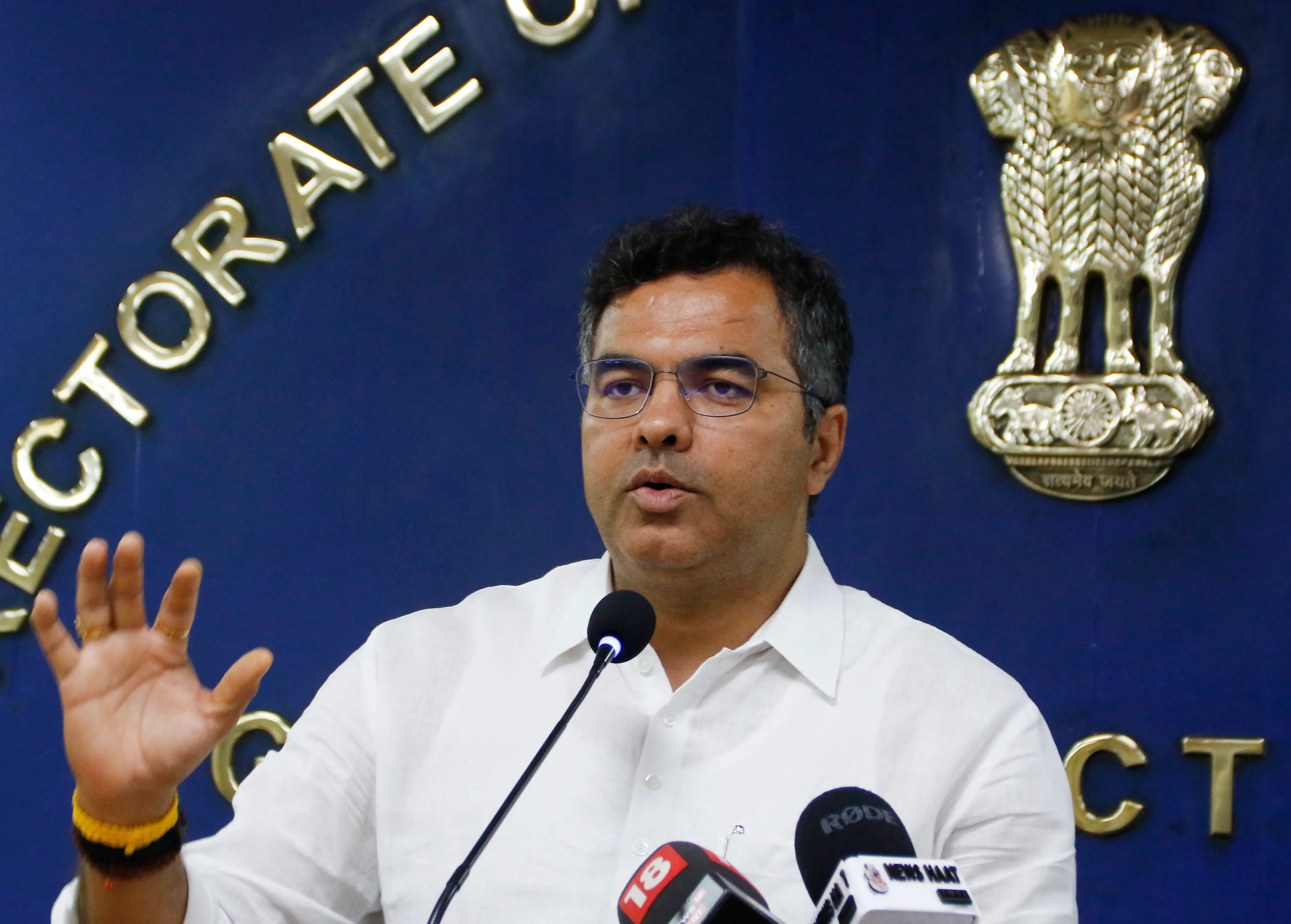 Will Delhi Government Honor Chaudhary Brahm Prakash with Project Names?