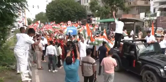 Did Delhi Minister Ashish Sood Lead a Tiranga Yatra in Janakpuri?