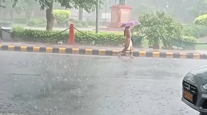 क्या दिल्ली-एनसीआर में झमाझम बारिश के बाद राहत मिलेगी?