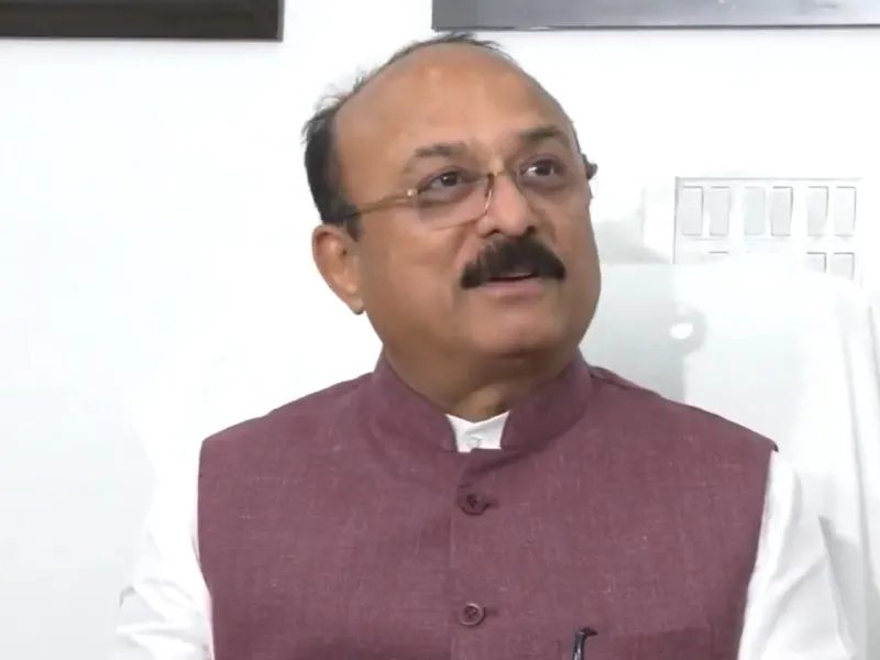 Delhi's Power Minister Disputes Kejriwal's Power Outage Claims