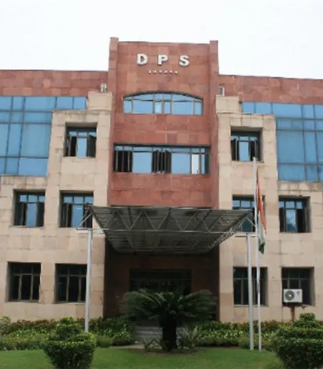 Did Delhi Public School Receive a Bomb Threat?