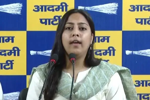 क्या 'आप' दिल्ली यूनिवर्सिटी में छात्रों को एडमिशन दिलाने में मदद करेगी?