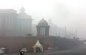 Delhi's Air Quality Declines to 'Poor' Amid Cold Weather; IMD Forecasts Rain