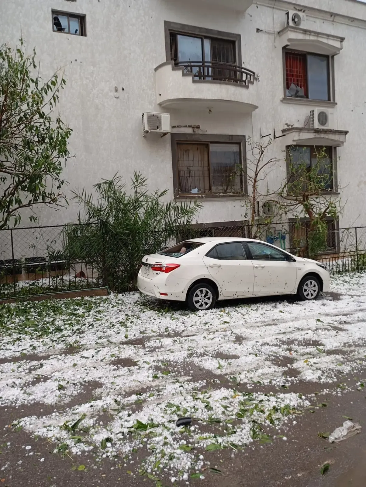 Catastrophic Hailstorm Strikes Pakistan, Resulting in 5 Fatalities