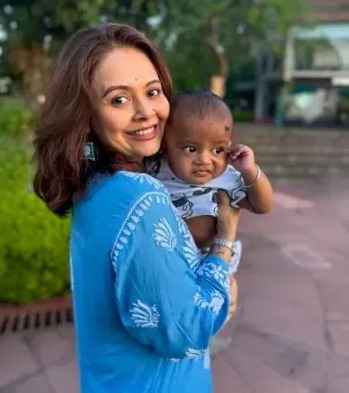 क्या जॉय की उंगलियां मेरे हाथों को पकड़ती हैं? देवोलीना भट्टाचार्जी ने साझा किया जादुई अनुभव