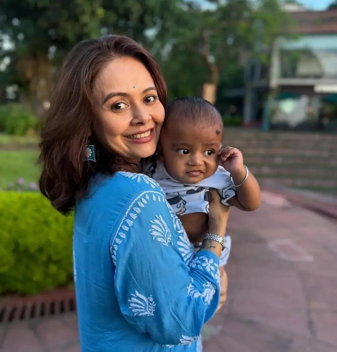 क्या देवोलीना भट्टाचार्जी अपने बेटे की ट्रोलिंग से आहत होकर एफआईआर दर्ज कराईं?