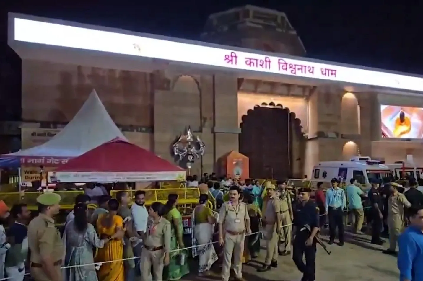 Why Do Devotees Flock to Varanasi on the First Monday of Shravan?