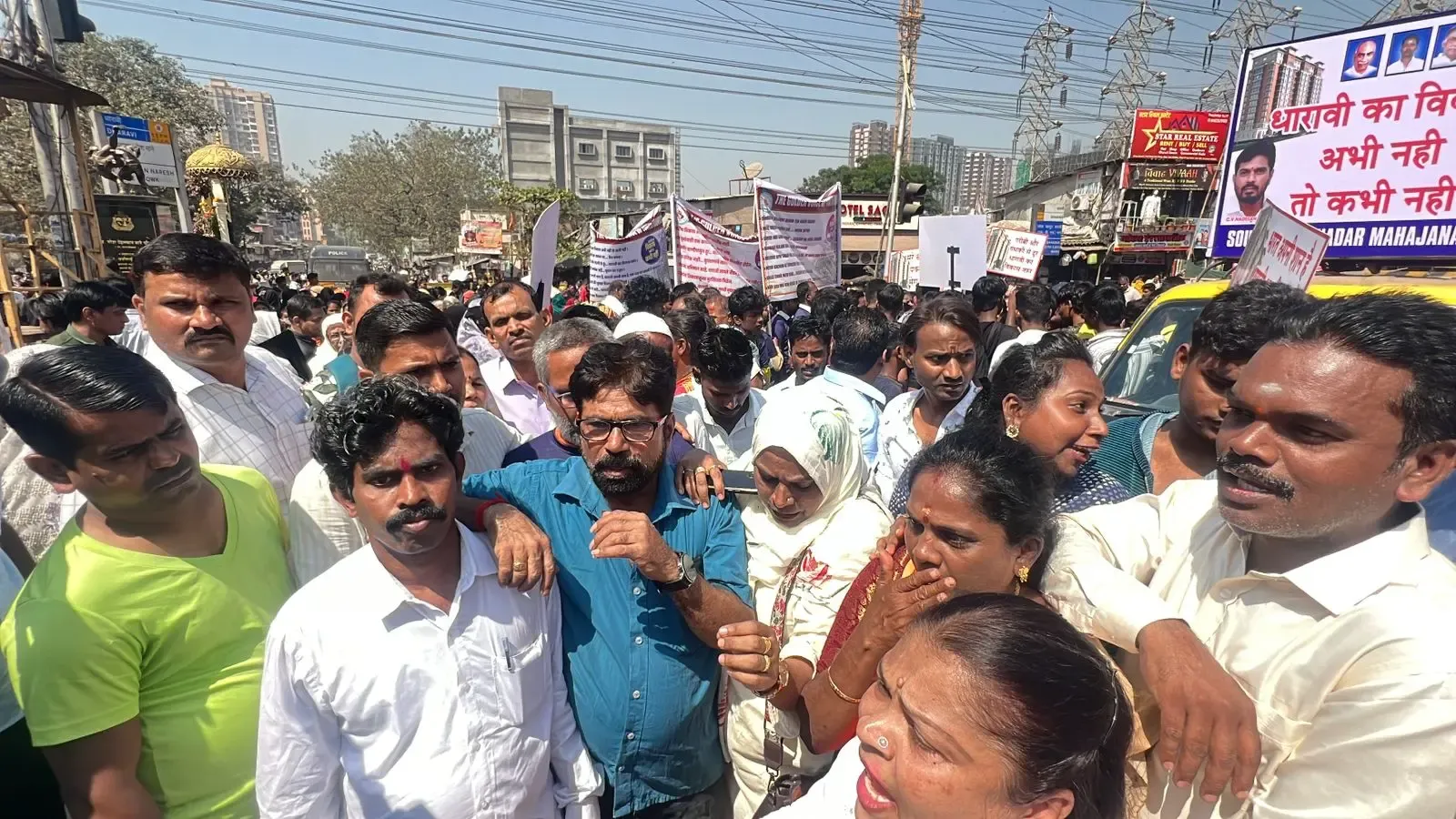 Residents of Dharavi Protest Against Unsanitary Conditions in Mumbai's Overcrowded Slum