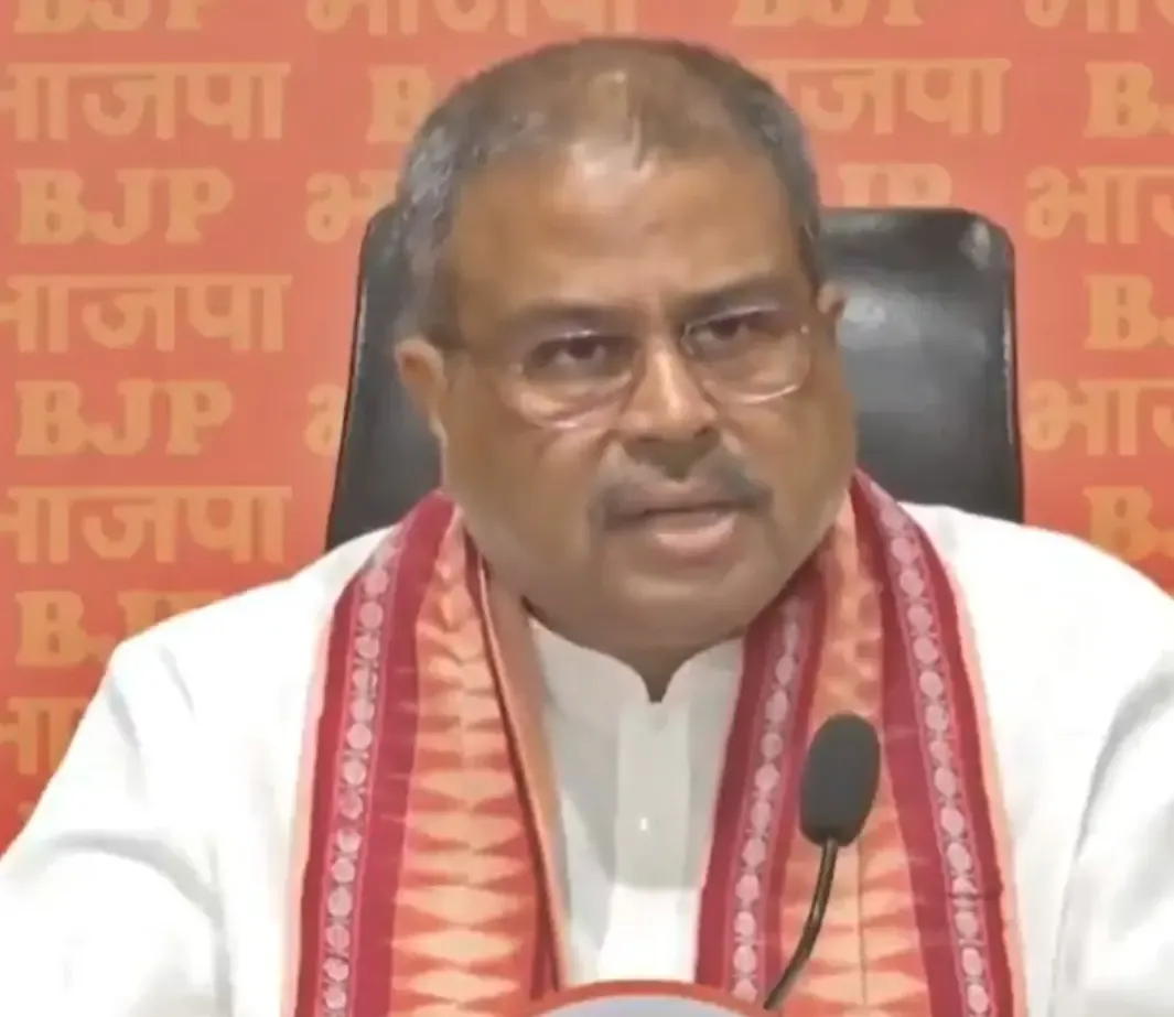 Why is Dharmendra Pradhan Criticizing Congress Over Caste Census?