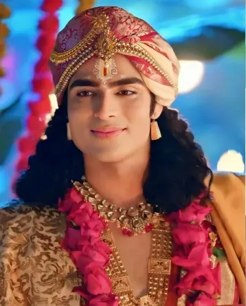 Did you know that Srikant Dwivedi, known for his portrayal of Lord Vishnu, initially had a career in the hospitality sector?
