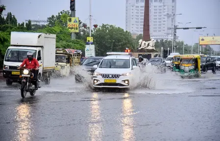 क्या दिल्ली-एनसीआर में बारिश का दौर गर्मी से राहत दिलाएगा?