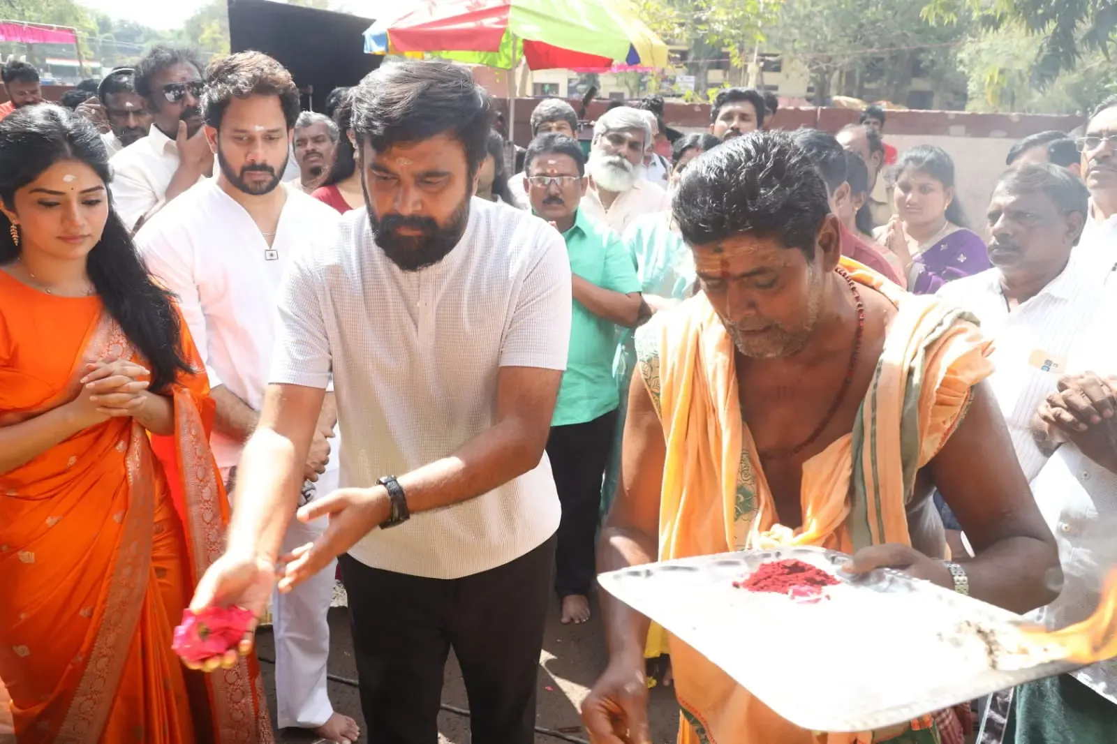 Director M Guru's Film Starring Sasikumar Begins Production with Traditional Ceremony