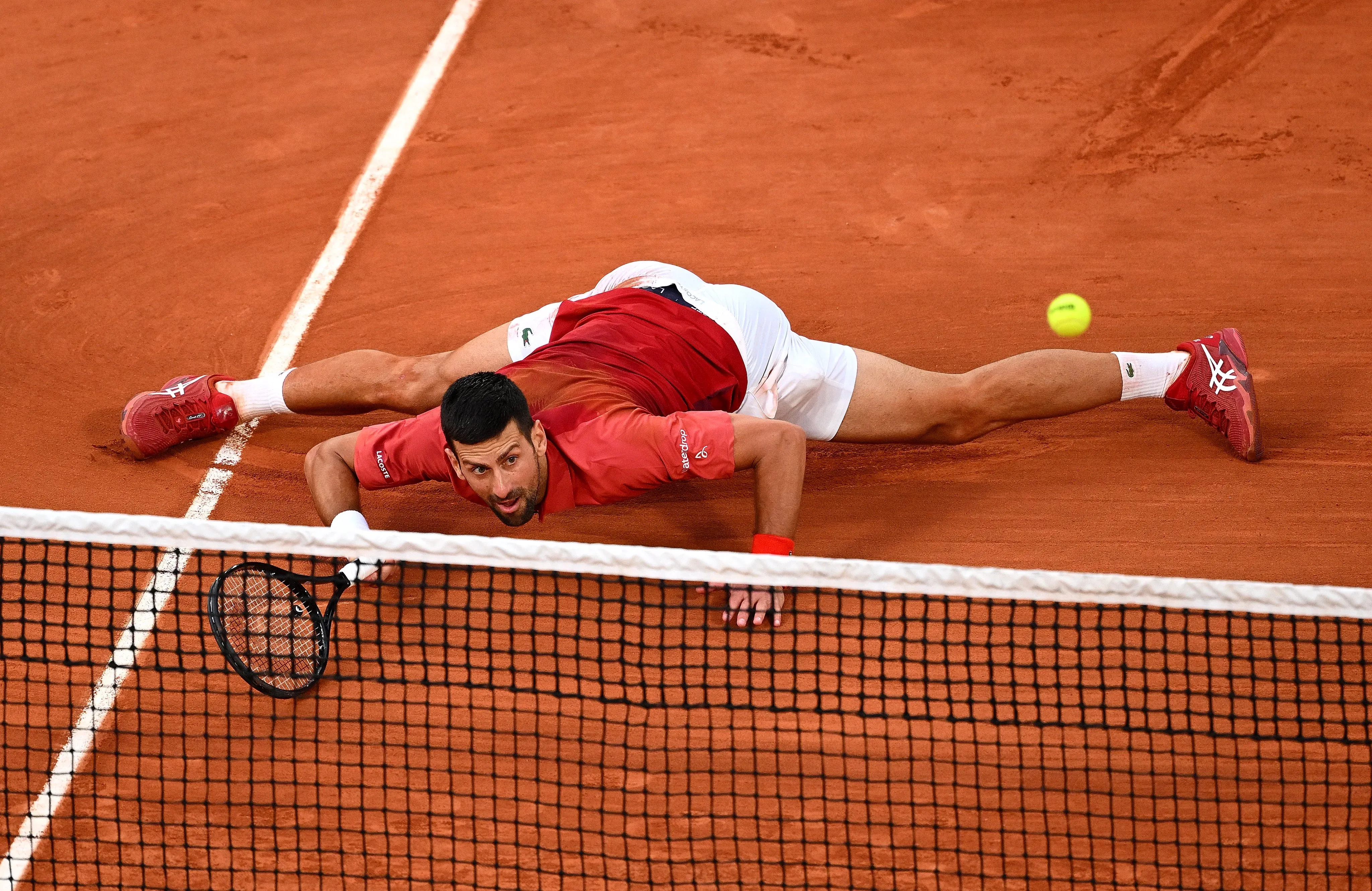 Did Djokovic Overcome a Knee Scare to Reach SF in Geneva?