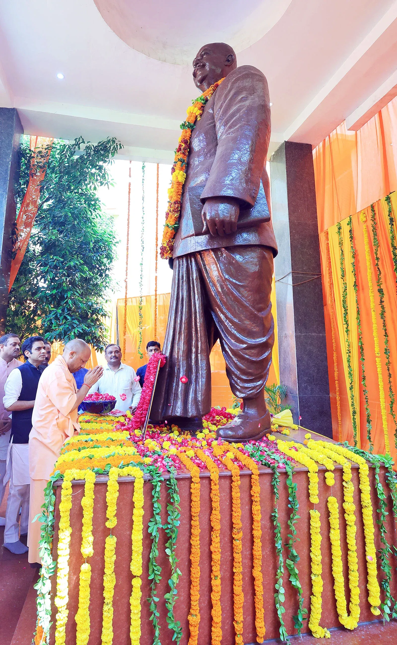 Did Dr Syama Prasad Mookerjee Truly Dedicate His Life to India's Unity and Integrity?