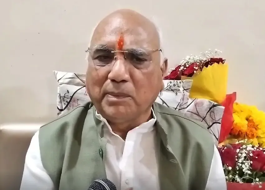 Dr. Vilas Dangre Celebrates Padma Shri Award, Remembers Treatment of Balasaheb Thackeray