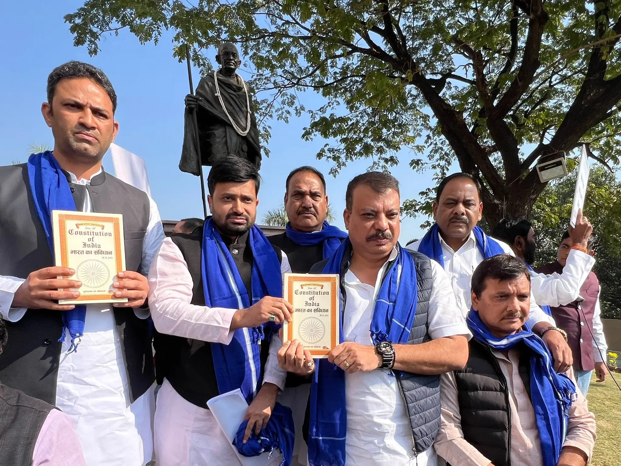Congress Legislators in Blue Staged a Protest at the Madhya Pradesh Assembly Holding the Constitution