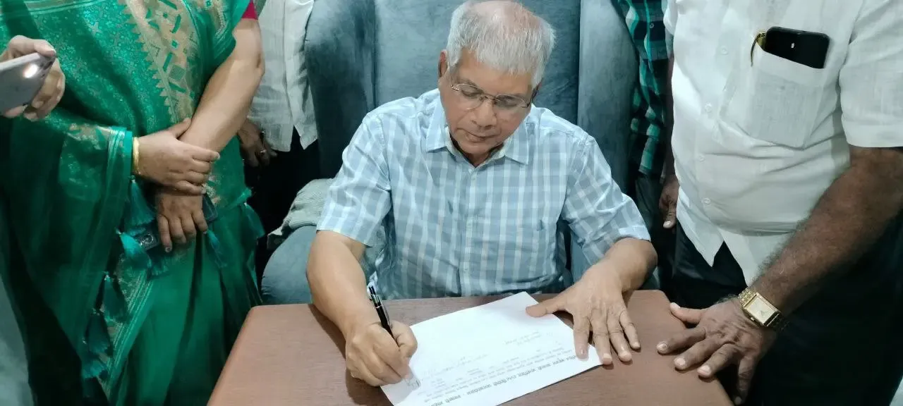 Maha Assembly Polling Process: ECI's Maharashtra CEO Silent on VBA's Queries, Claims Prakash Ambedkar