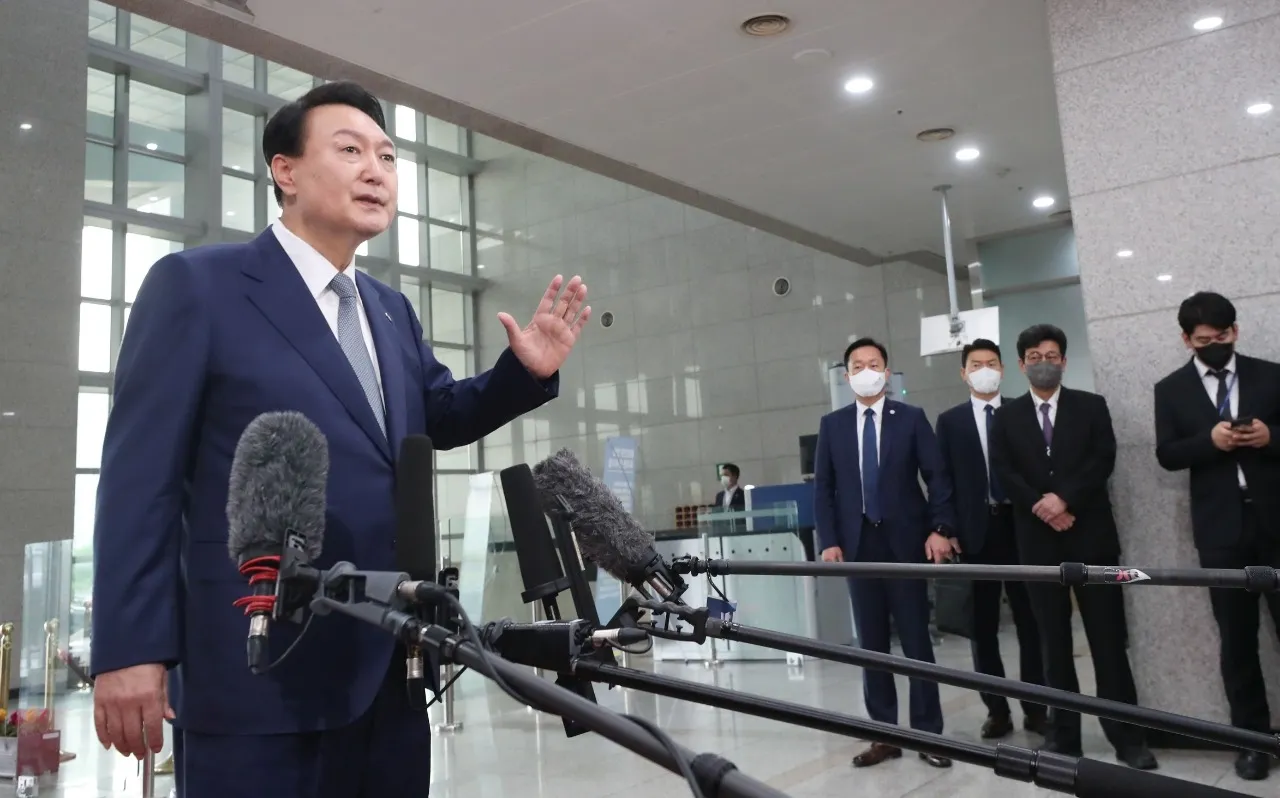 EU Urges Rapid and Systematic Resolution Following President Yoon's Impeachment in South Korea