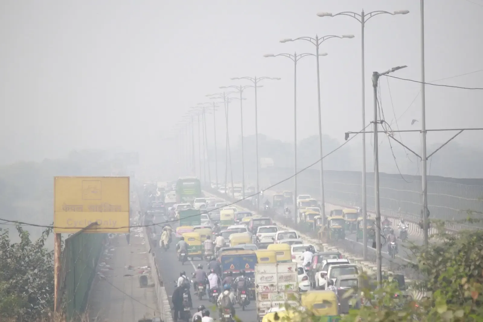 Study Reveals 10 Microgram Increase in Annual PM2.5 Exposure Heightens Mortality Risk for Indians