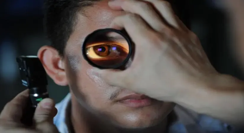 Routine Eye Exams May Indicate Stroke Risk: Research