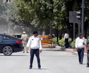 Will Delhi Traffic Police Get a Cool New Look This Summer?