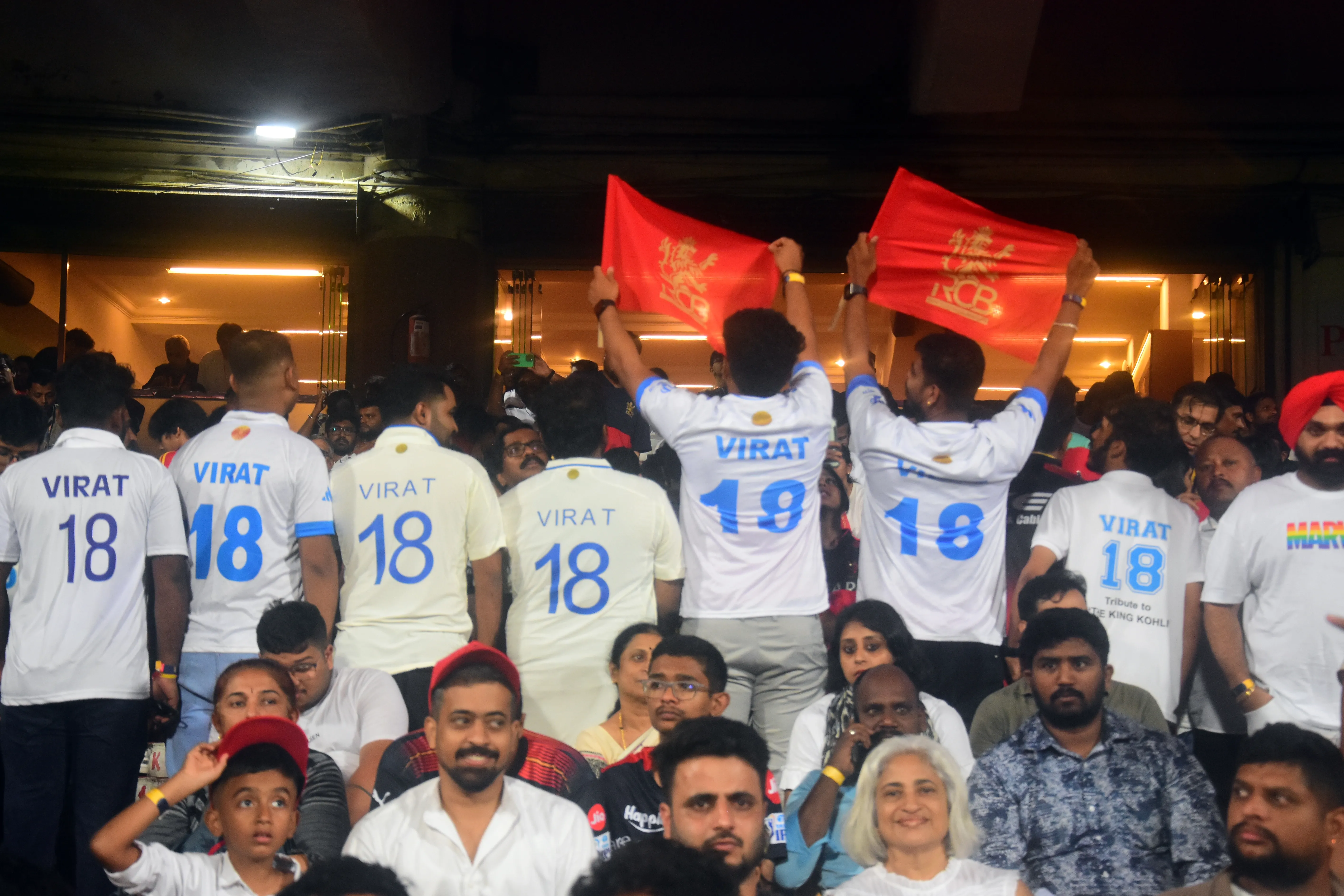 Is Coming in White on IPL Night a Beautiful Gesture for Kohli?