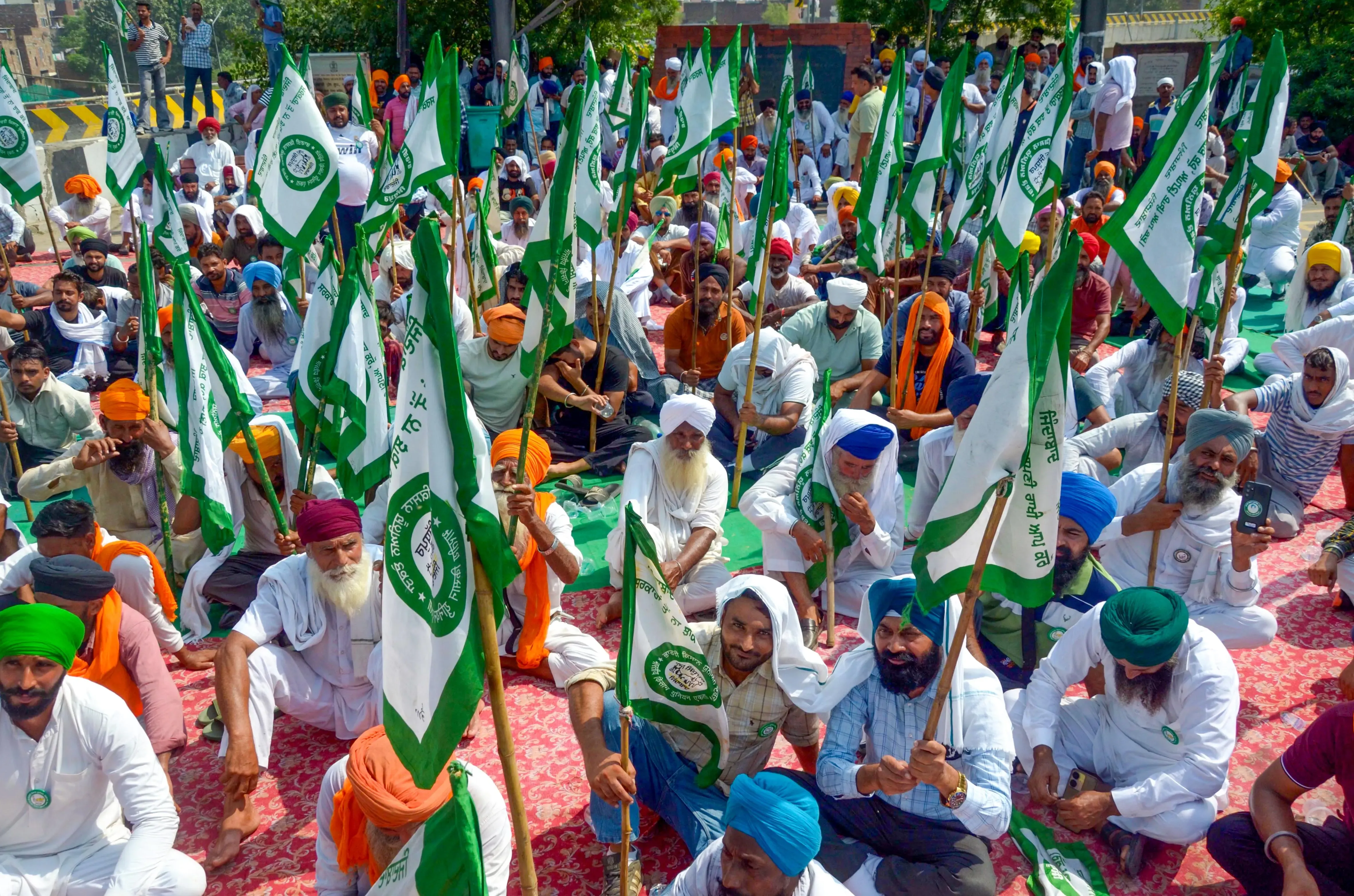 Farmers Boost Security at Khanauri Border Following Recent Supreme Court Directives
