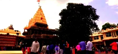 What Caused the Fire at Ujjain's Mahakal Temple?