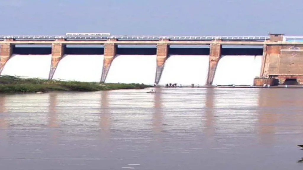 Is a Flood Alert Necessary as Vaigai Dam Approaches Its Limit?