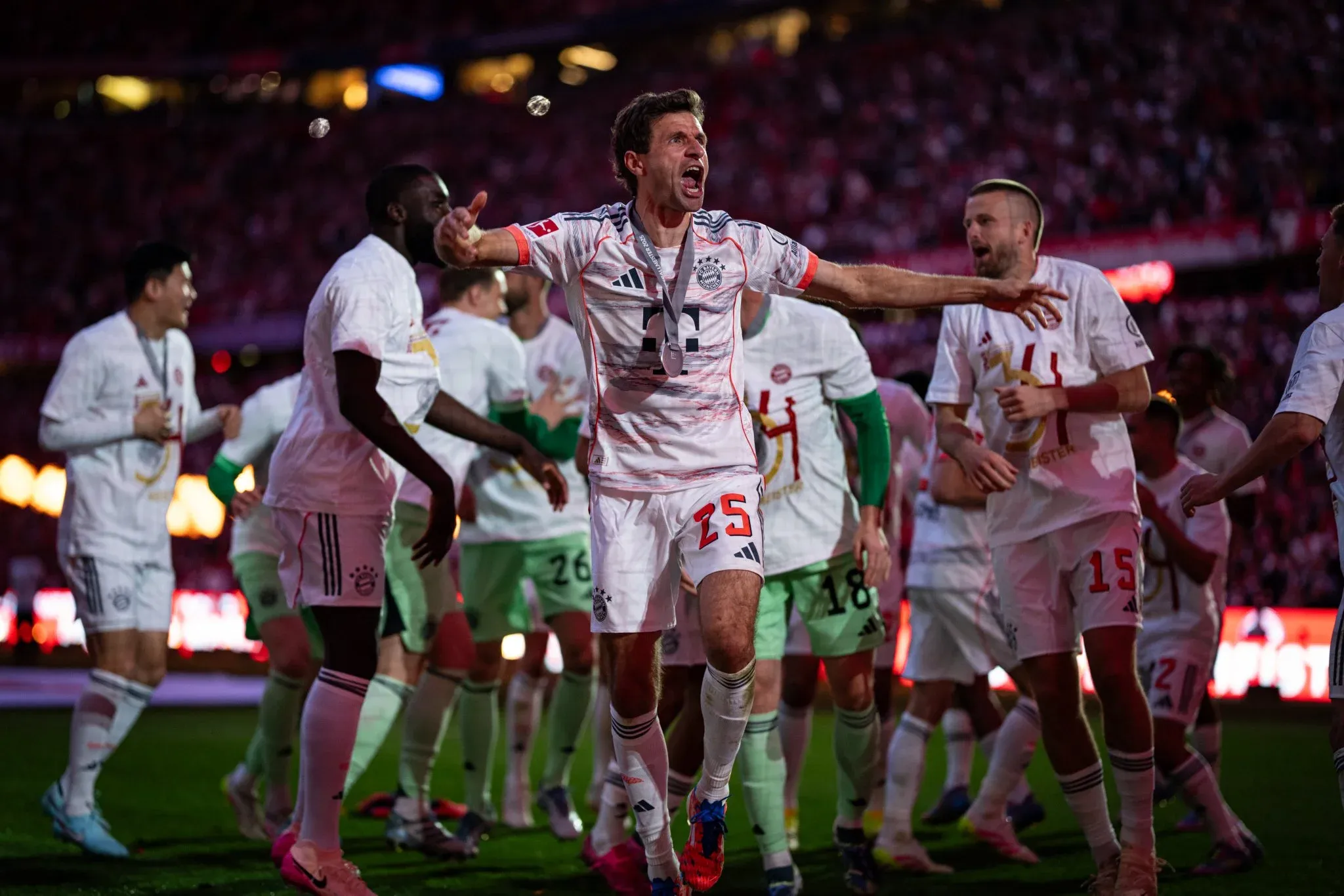 How Has Football and People Inspired Thomas Muller in 750 Games?