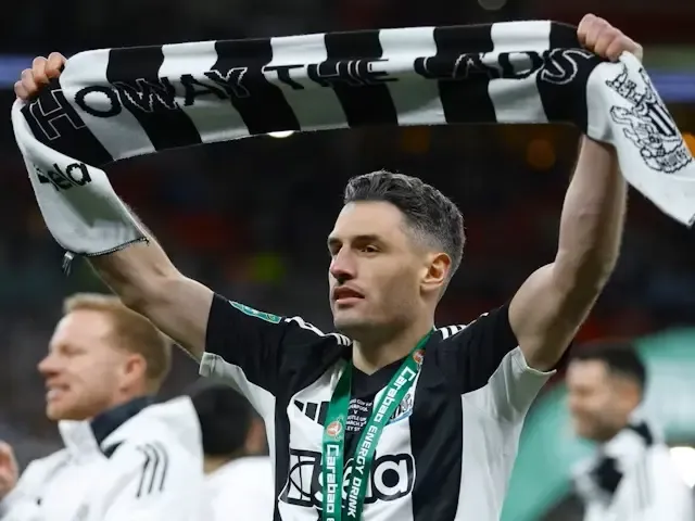 Football: Fabian Schar Signs Contract Extension with Newcastle United Until 2026