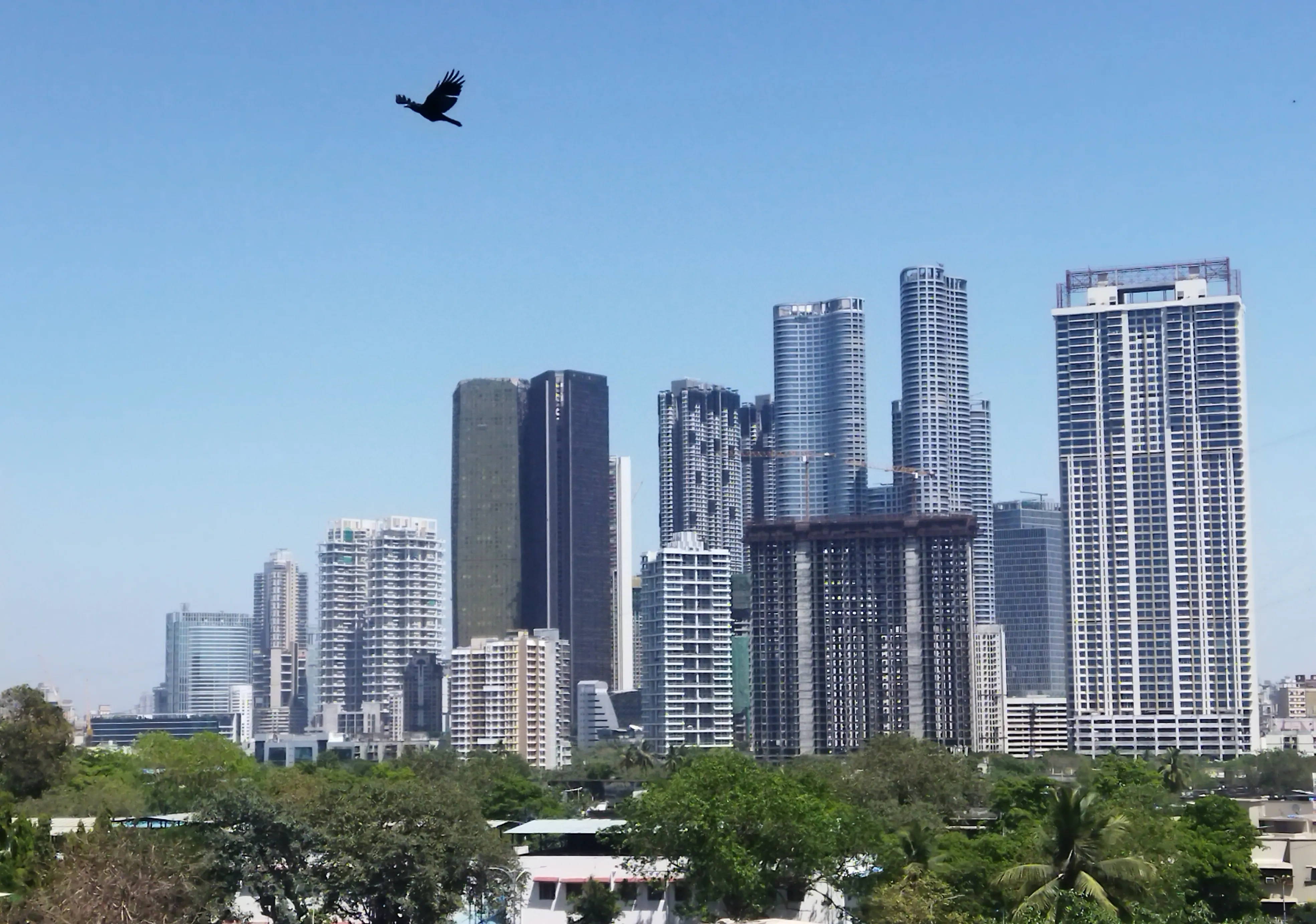 International Players Dominate India's Real Estate Institutional Investments with 54% Share